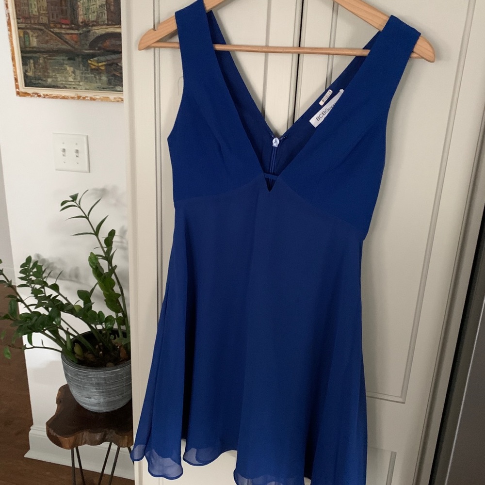 BCBGeneration blue cocktail dress. Size 0.
